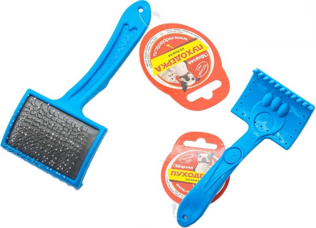 Пуходерка пластмас. "Кавказец" жесткая (10*7см) 19*10*5см