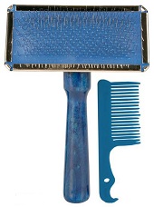 Щетка-пуходерка мягкая с деревянной ручкой + расческа 13х9см